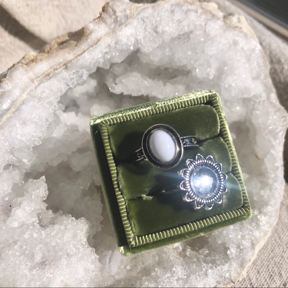 🍋 3/$25 ⭐️ vintage rings set of 2 ⭐️